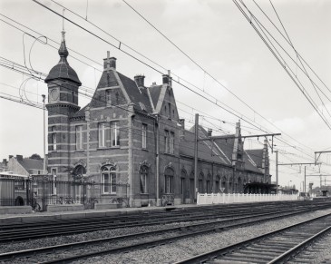 Halle - SNCB Z11282.jpg